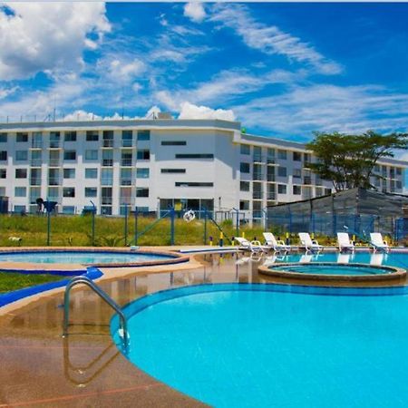 מונטנגרו Apartamento Cerca Parque Del Cafe Con Piscina מראה חיצוני תמונה