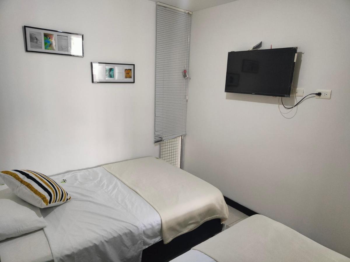 מונטנגרו Apartamento Cerca Parque Del Cafe Con Piscina מראה חיצוני תמונה