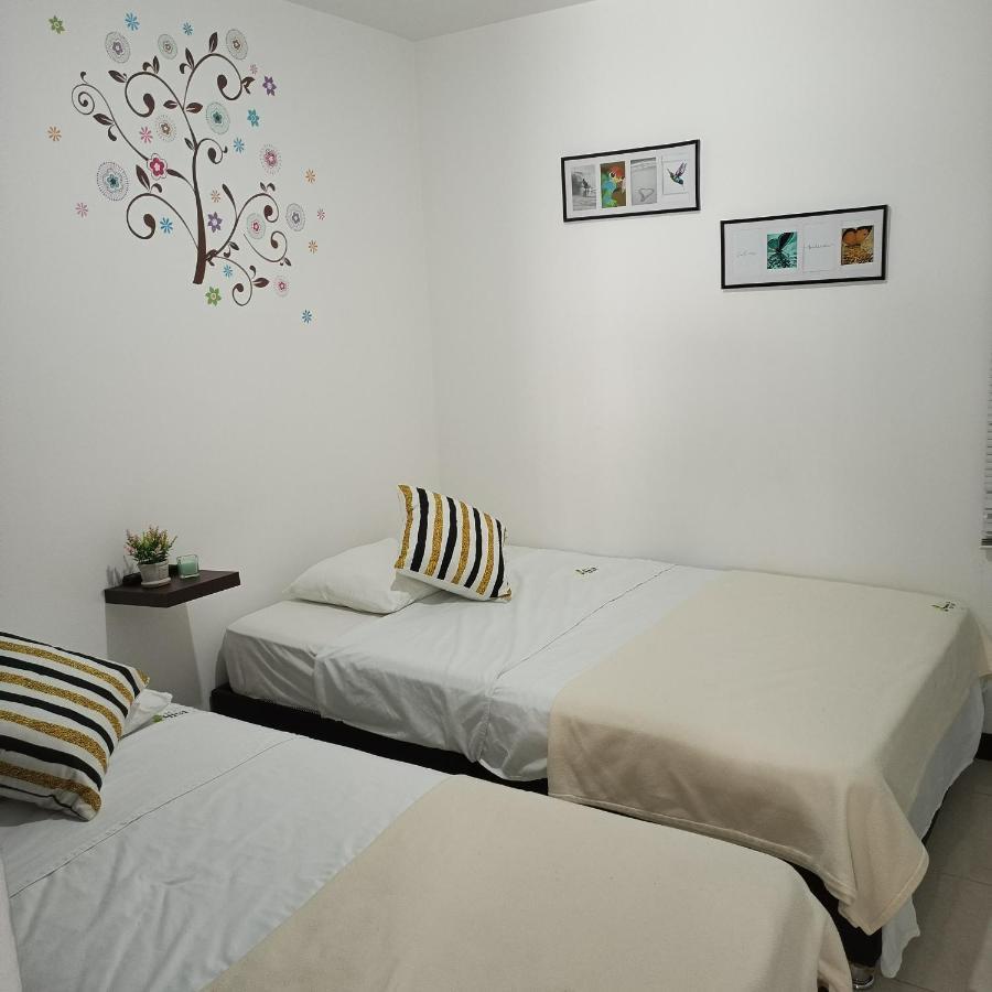 מונטנגרו Apartamento Cerca Parque Del Cafe Con Piscina מראה חיצוני תמונה