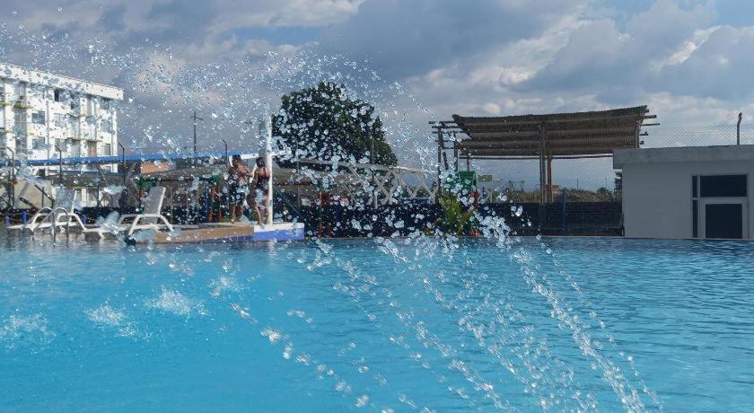 מונטנגרו Apartamento Cerca Parque Del Cafe Con Piscina מראה חיצוני תמונה