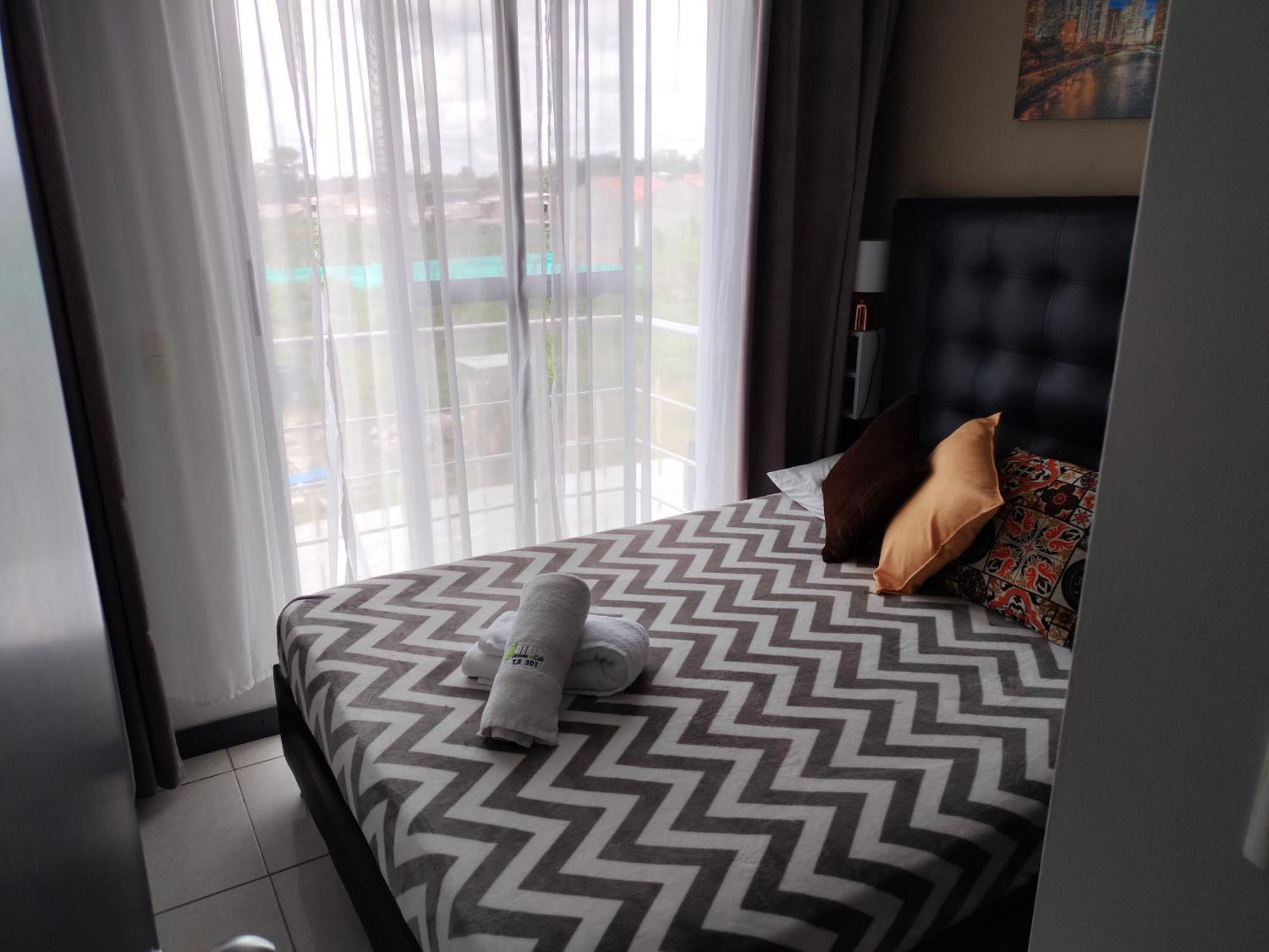 מונטנגרו Apartamento Cerca Parque Del Cafe Con Piscina מראה חיצוני תמונה
